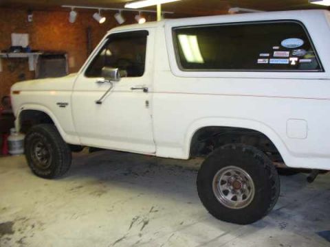 1985 Ford Bronco photo