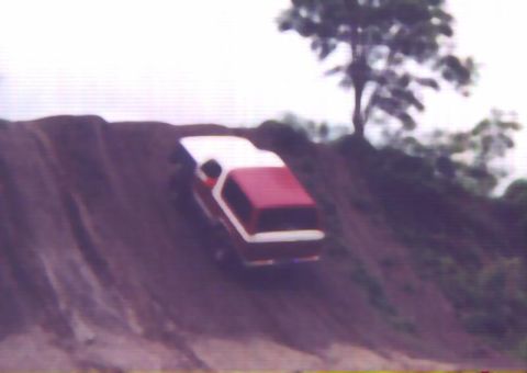 1982 Ford Bronco - Another hill