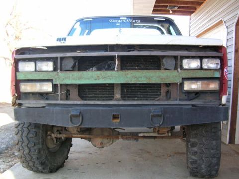 1975 Chevrolet Blazer - test fit. had to drop drivers side main down 1/2"
