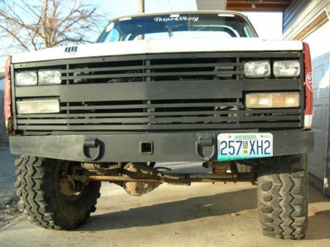 1975 Chevrolet Blazer - this grill turned out way better than i hoped. mad props to capitalj for his talent/tools and fondness to fabricate