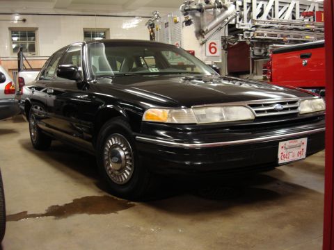 2003 Ford Crown Victoria