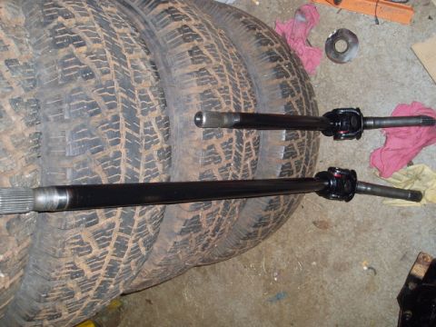 1980 Ford Bronco - Axles cleaned and painted with Brute U-joints installed.