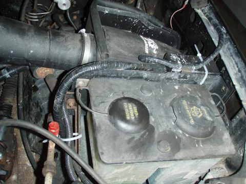 1992 Ford Bronco - relay box