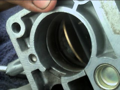 1989 Ford Bronco - gunk build up in throttle body