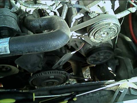 1989 Ford Bronco - fan, a/c, belt shot