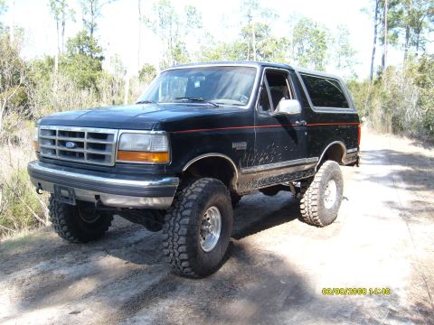 1992 Ford Bronco - I just couldnt resist getting it a LITTLE dirty, shes been sitting so long with all this new hardware!