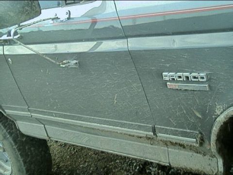 1989 Ford Bronco - other side matches