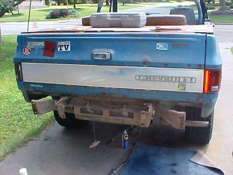 1975 Chevrolet Blazer - bumper removed gas tank being removed