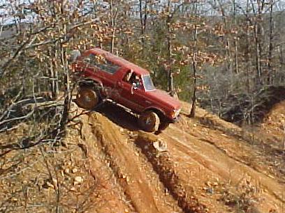 1983 Ford Bronco - Fun hill to climb and decend