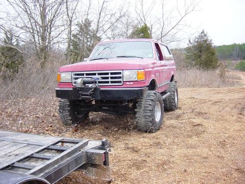 1983 Ford Bronco - Getting ready