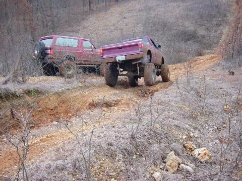1983 Ford Bronco - Letting them by