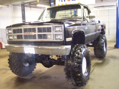 1984 GMC Sierra 3500 - This GMC pickup truck has a body style consistent with the early 1980s, not 1984.