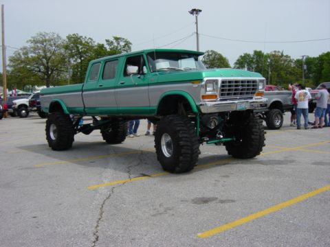 1983 Ford Bronco - A local truck at the shows