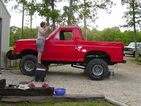1983 Ford Bronco - Painting the Bronco