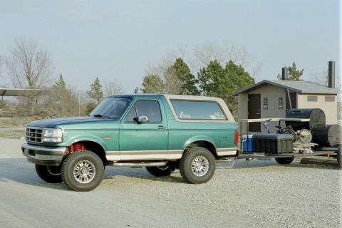 1996 Ford Bronco photo