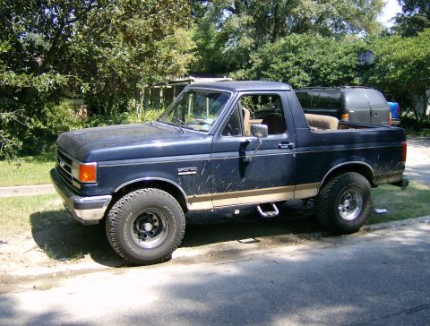 1990 Ford Bronco photo