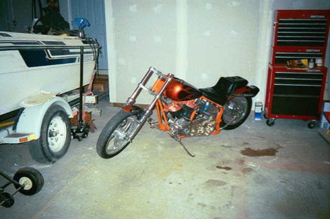 1979 Harley-Davidson FL - 1979 Shovelhead FL basket case delcron cases and soft tail frame