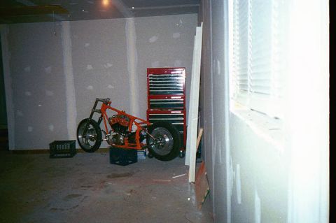 1979 Harley-Davidson FL - 1979 Shovelhead FL basket case delcron cases and soft tail frame