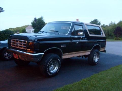 1987 Ford Bronco photo