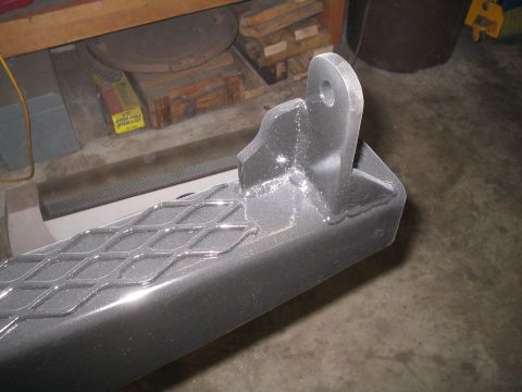 1989 Ford Bronco - latch for carrier end