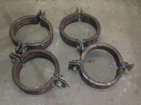 1999 Ford F-800 - These driveshaft hoops are not associated with a 1999 Ford F-800.