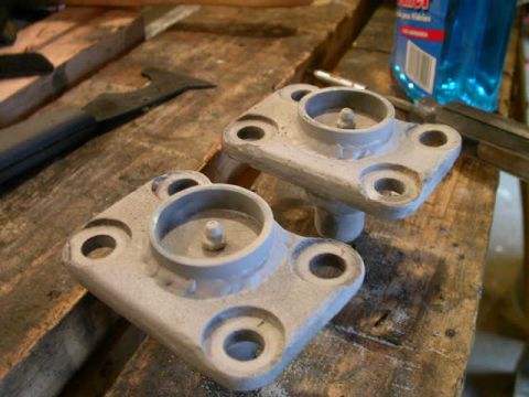 1990 Ford Bronco - I welded some little DOM guards onto the lower king pins to protect the zerk fittings from getting snapped off.