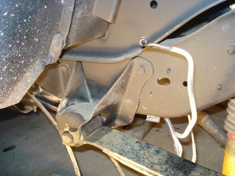 1996 Ford Bronco - front hanger