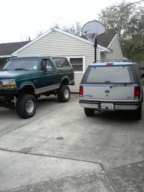 1996 Ford Bronco photo