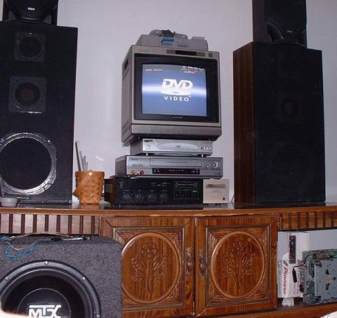 2006 Ford E350 - You've come a long way, baby! My OLD, OLD setup at college in Linn. Almost never used it, but it was decent for a spare when Jon was using…