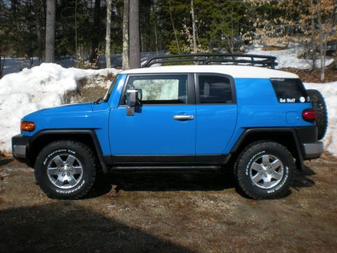 2007 Toyota Land Cruiser - 285/70R17 BFG T/A KO's