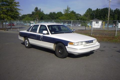 1997 Ford Crown Victoria - last outside pic