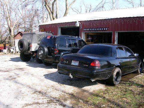 2001 Ford Crown Victoria photo