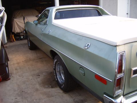 1973 Ford Ranchero - Thinking the vickey in garage getten Jeolous