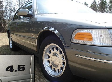 1999 Ford Crown Victoria photo