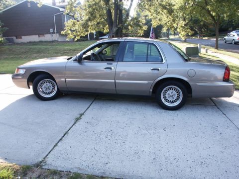 2001 Mercury Grand Marquis