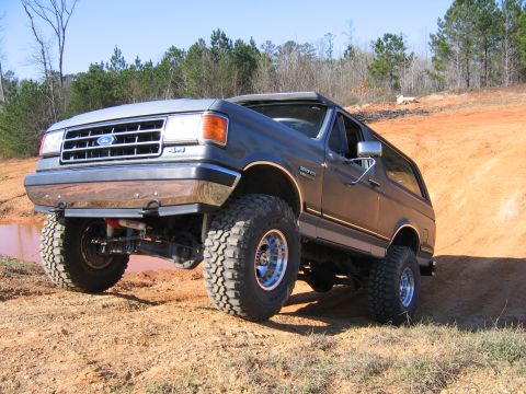 1989 Ford Bronco - This lifted 1989 Ford Bronco tackles an off-road trail, its capabilities.