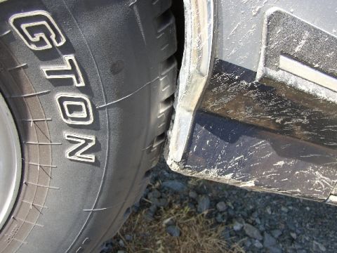 1989 Ford Bronco - OK 33s do rub a little, but only at full compression and turned a little bit
