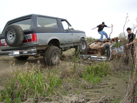 1989 Ford Bronco - Mark practicing for his new job as a pole dancer