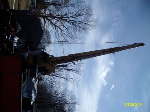 1988 Ford Bronco - The dodge 600s crane :D