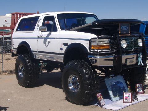 1995 Ford Bronco - This modified 1995 Ford Bronco features oversized tires and a custom front bumper.