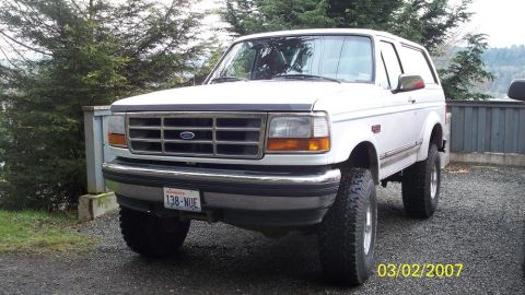 1995 Ford Bronco photo