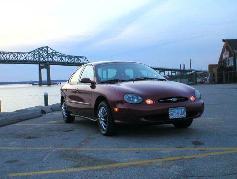 1998 Ford Taurus - '98 Taurus with Braga Bridge in distance