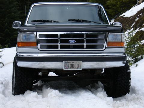 1978 Ford Bronco - This Ford truck is equipped for snowy conditions, a lifted suspension and aggressive tires.