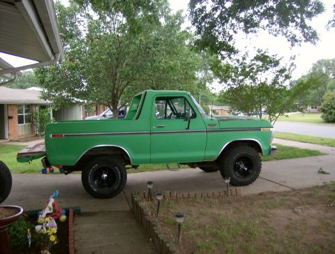 1979 Ford Bronco - Before body work and paint job.