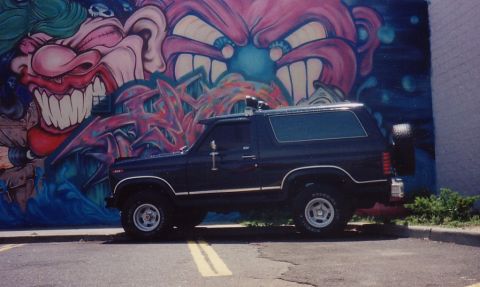 1994 Ford Bronco - 85 bronco 302 2" body lift 33 perrelli's