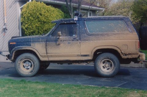 1994 Ford Bronco - 85 never afraid to get down n dirty