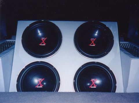1994 Ford Bronco - Four 15" Kicker XPL subs in back of my 94