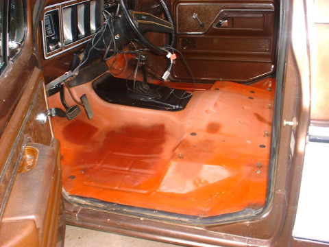1978 Ford Bronco - Driver side rust removed. After pics were taken, I coated the floor pans in POR-15.