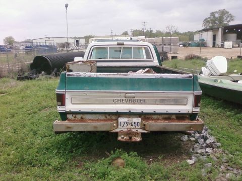 1979 Chevrolet Cheyenne - This Chevrolet pickup truck appears to be from the mid-1970s, not 1979.