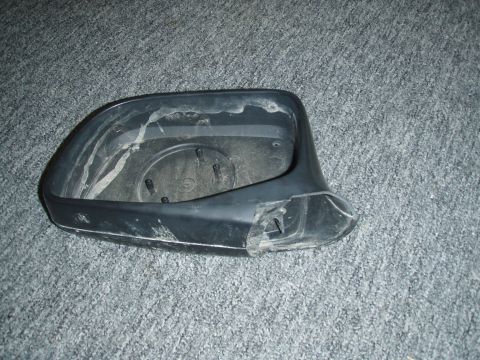 1992 Ford Bronco - close up of broken mirror housing.